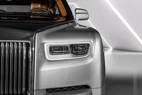 Rolls-Royce Phantom 2018 photo 5