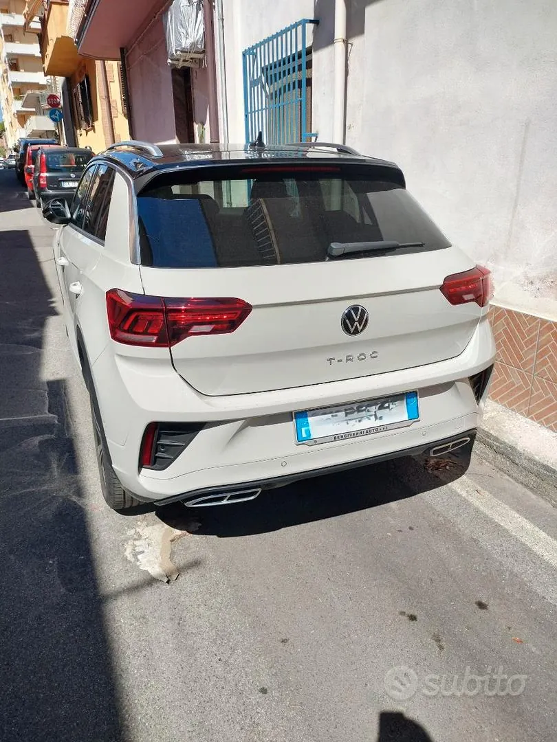 Volkswagen T-Roc 2023 photo 3