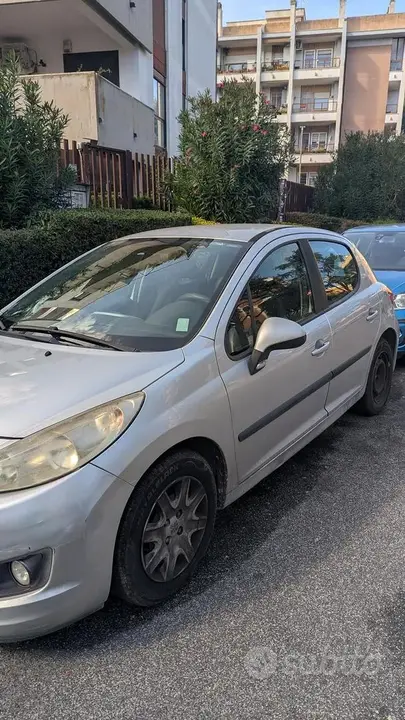 Peugeot 207 2010 photo 4