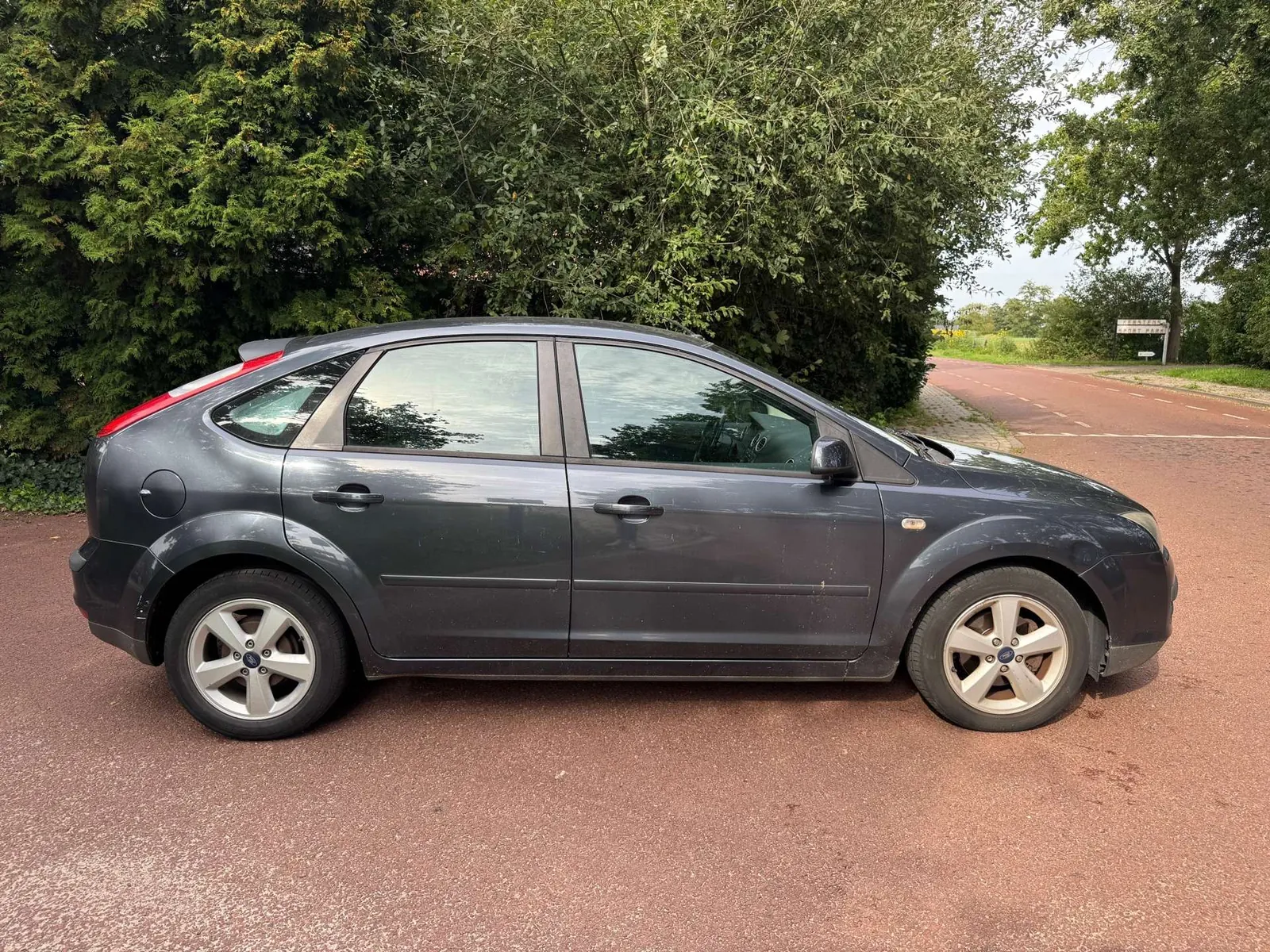 Ford Focus 2007 photo 4