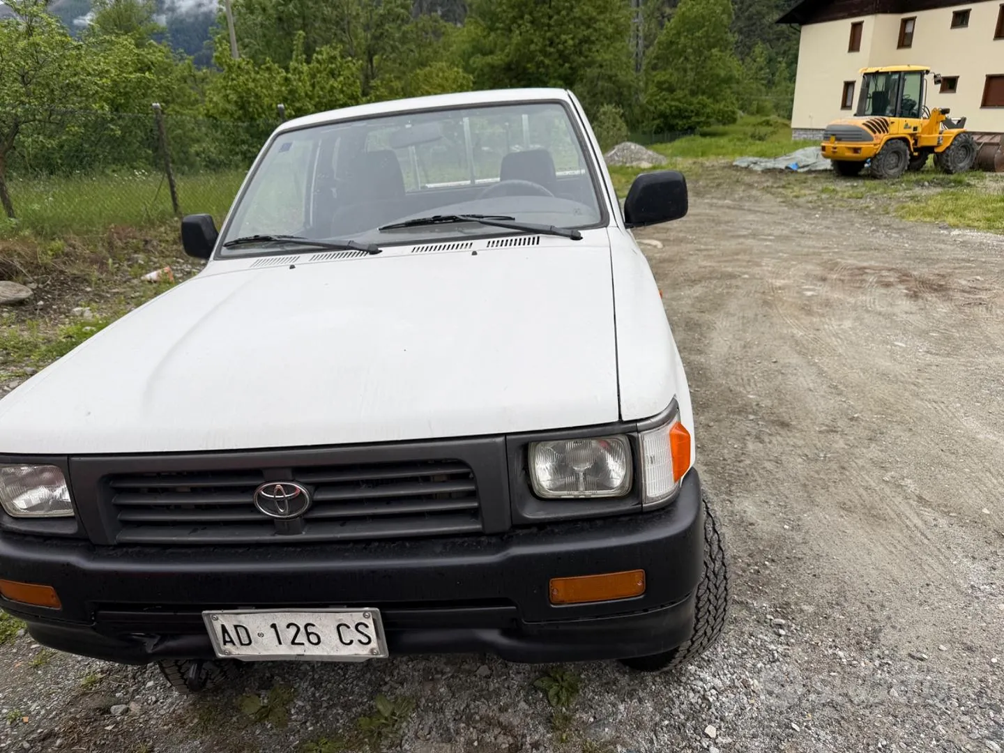 Toyota Hilux 1995 photo 3