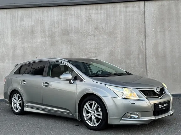 Toyota Avensis 2009 photo 4
