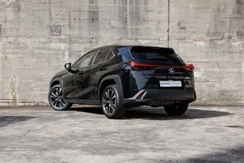 Lexus Ux 2024 photo 3