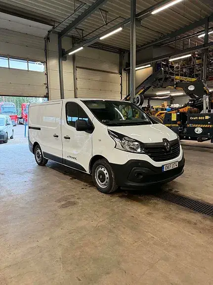 Renault Trafic 2017 photo 2