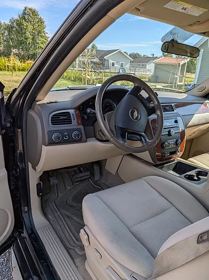 Chevrolet Tahoe 2011 photo 3