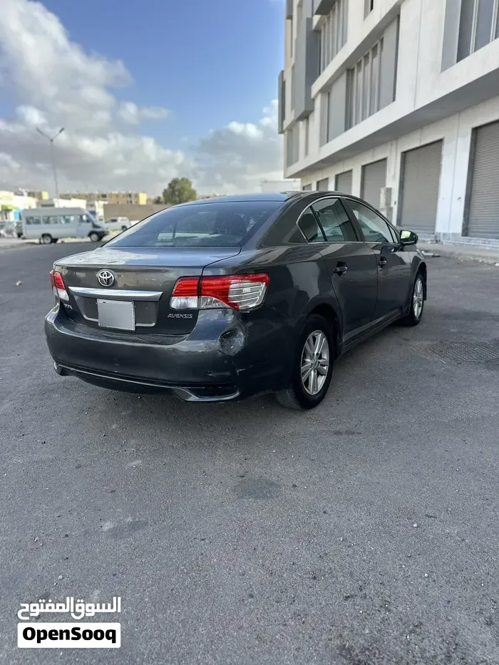 Toyota Avensis 2013 photo 4