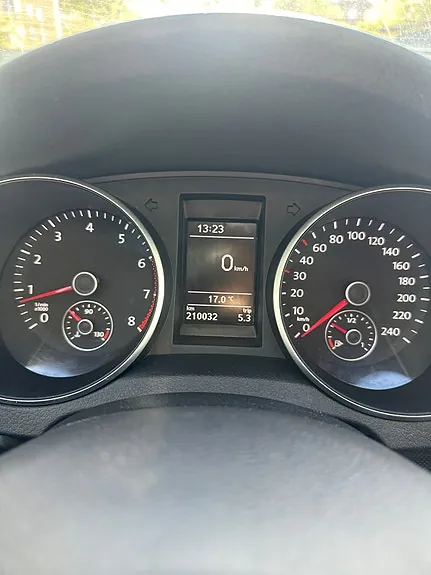 Volkswagen Golf Vi 2011 photo 3