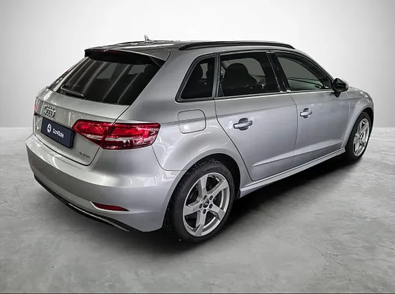Audi E-Tron 2017 photo 4