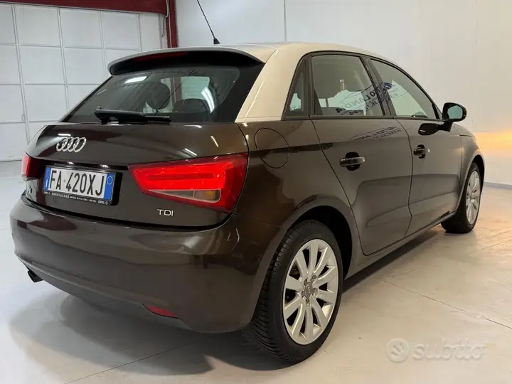 Audi A1 2014 photo 5