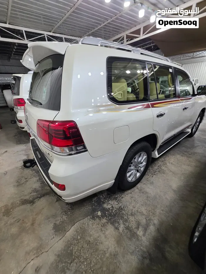 Toyota Land Cruiser 2017 photo 3