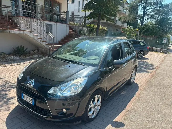 Citroen C3 2012 photo 2