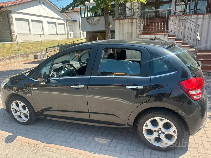 Citroen C3 2012 photo 4