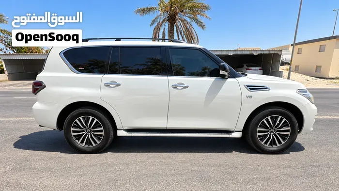 Nissan Patrol 2015 photo 2