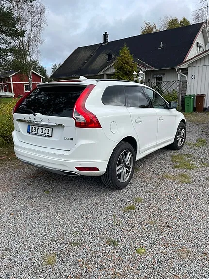Volvo Xc60 2017 photo 3