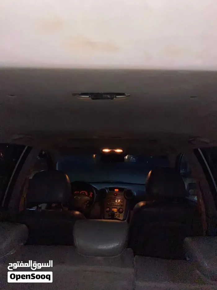 Kia Carens 2009 photo 4