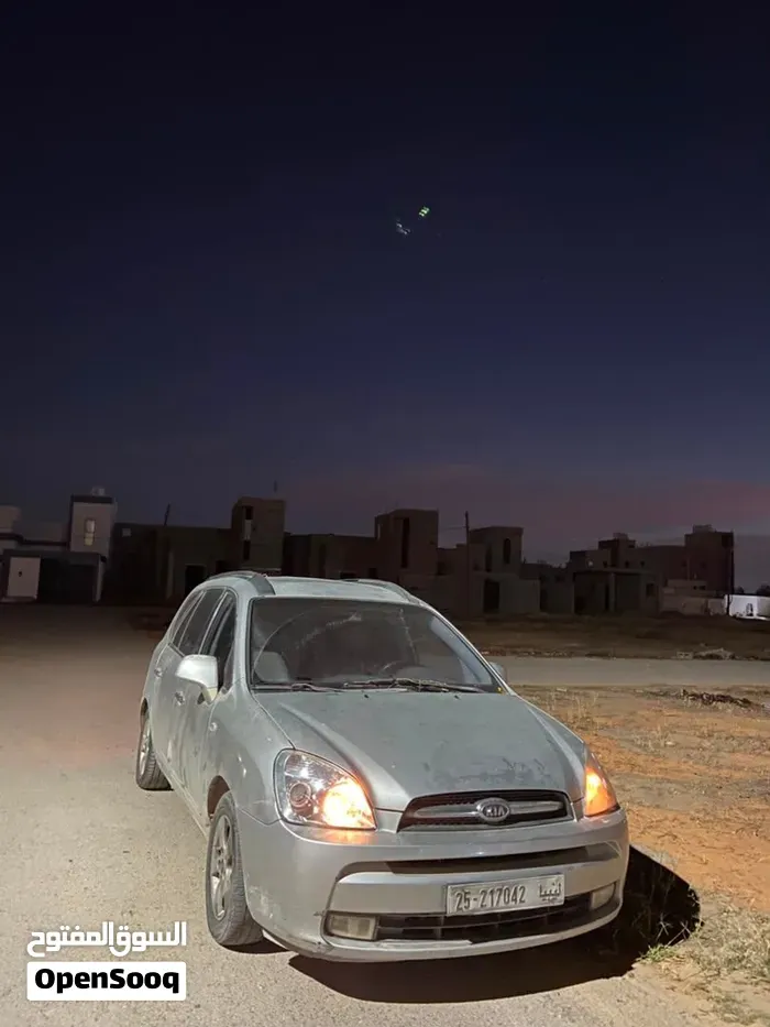 Kia Carens 2009 photo 3