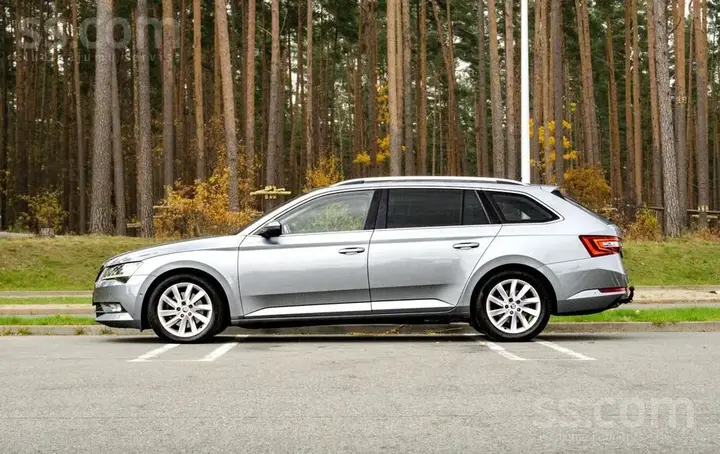 Skoda Superb 2016 photo 5