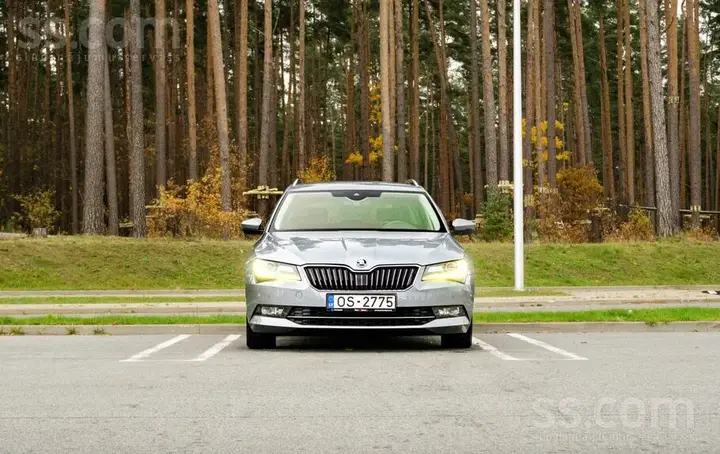Skoda Superb 2016 photo 3
