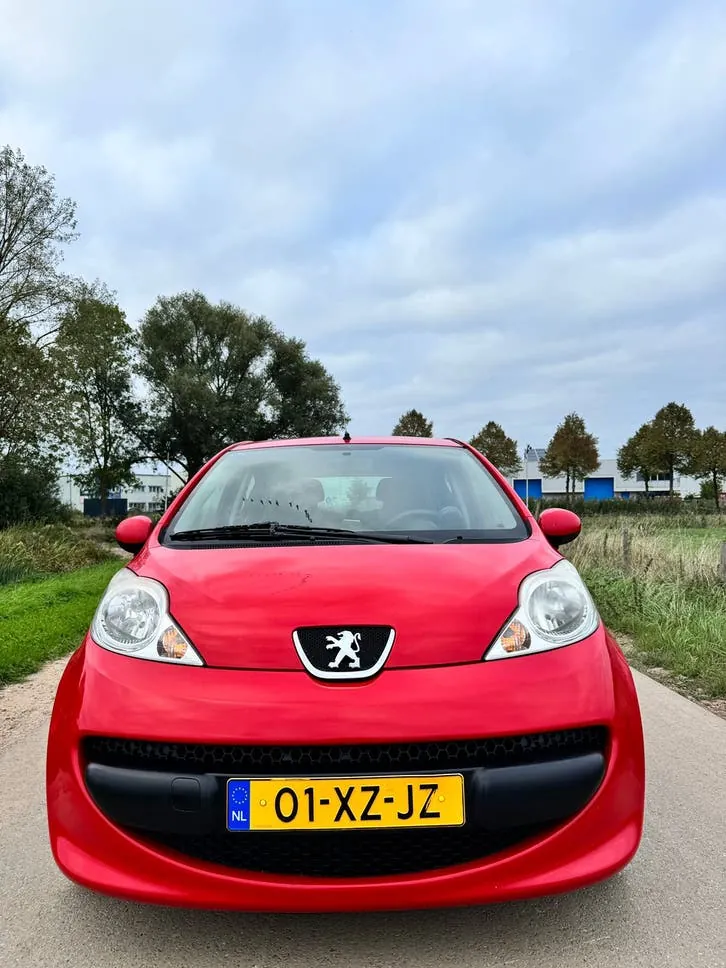 Peugeot 107 2007 photo 3