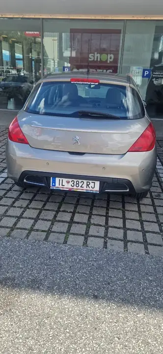 Peugeot 308 2012 photo 2