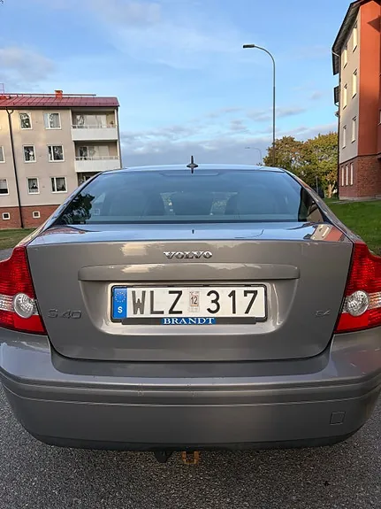 Volvo S40 2004 photo 2