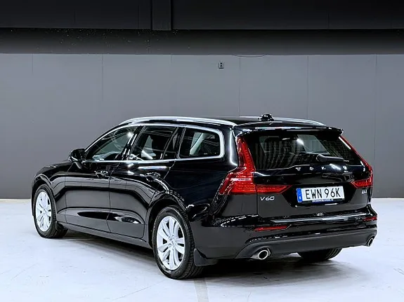 Volvo V60 2021 photo 2