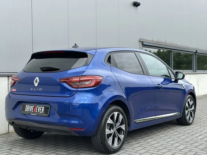 Renault Clio 2022 photo 3