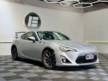 Toyota 86 2012 photo 2