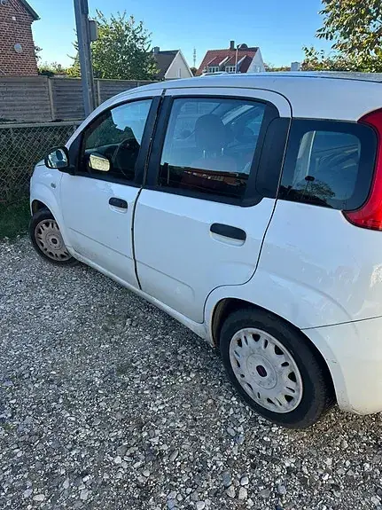 Fiat Panda 2012 photo 2