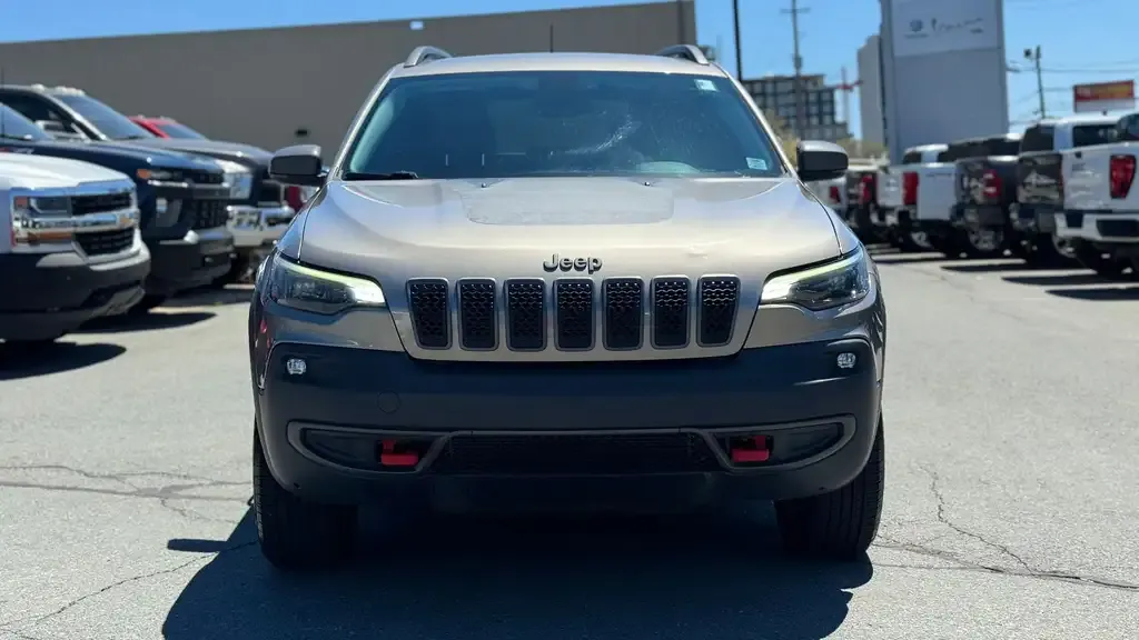 Jeep Cherokee 2019 photo 3