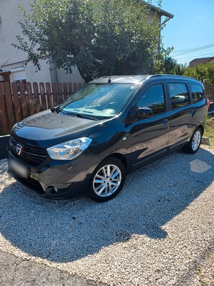 Dacia Lodgy
