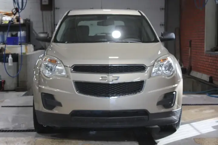 Chevrolet Equinox 2011 photo 2