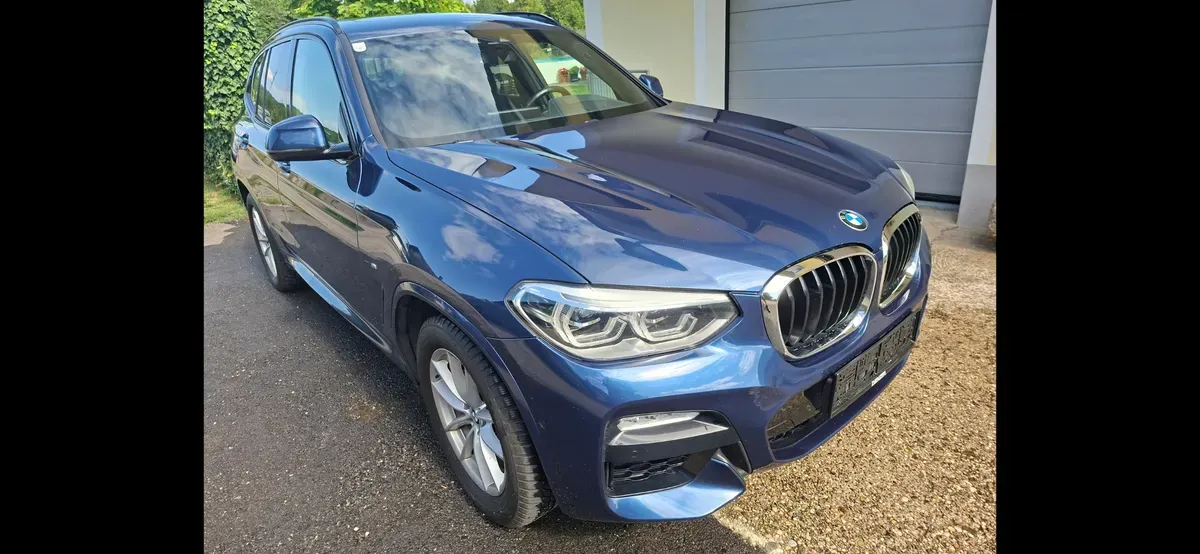 BMW X3 2017 photo 2