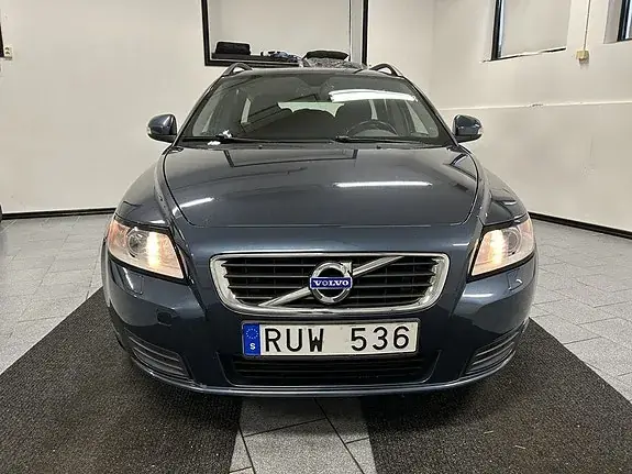 Volvo V50 2011 photo 5