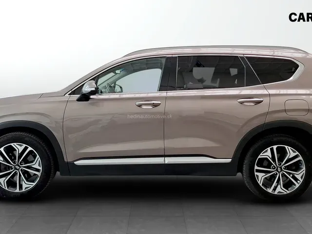 Hyundai Santa Fe 2018 photo 2