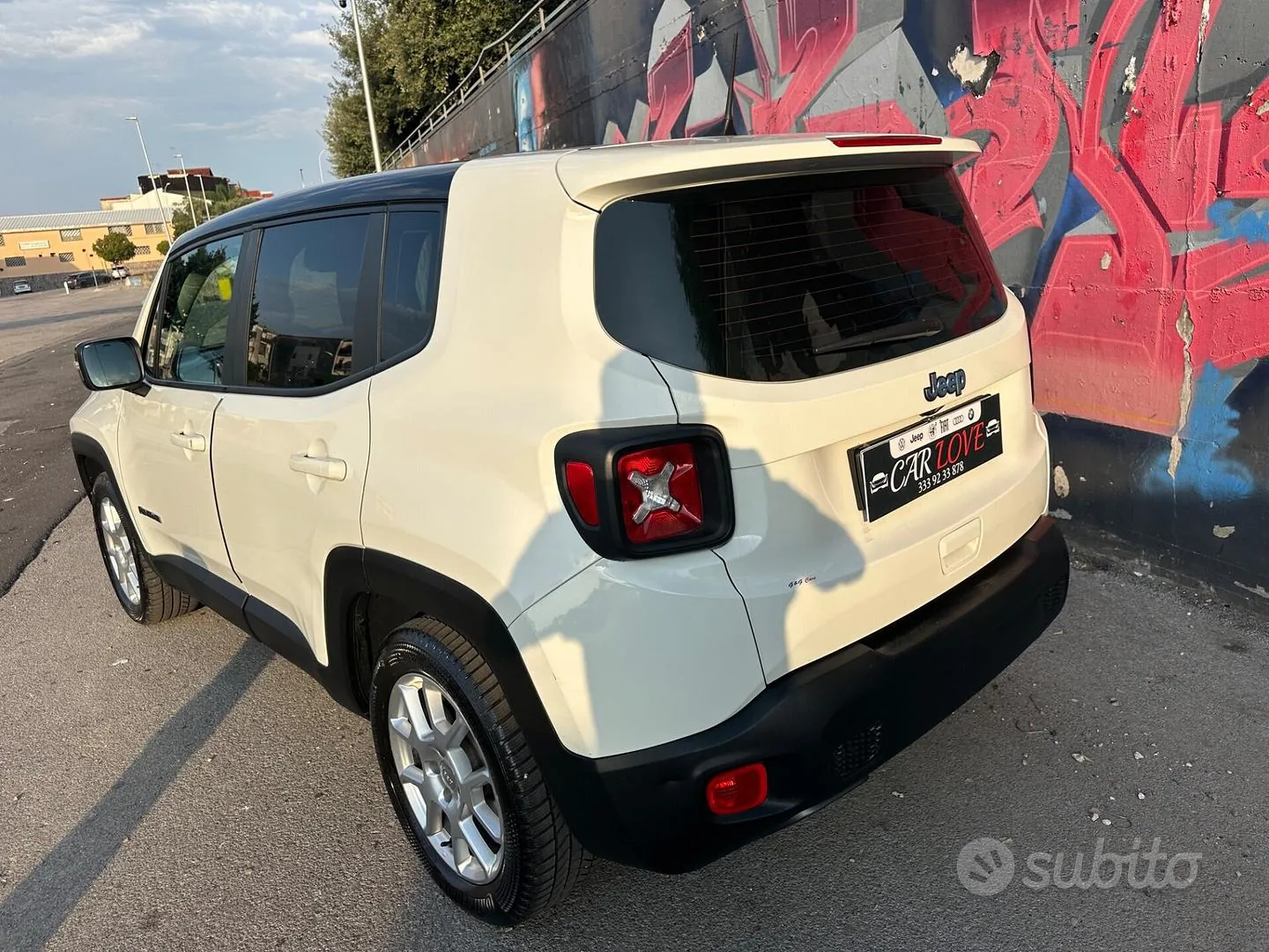 Jeep Renegade 2023 photo 3