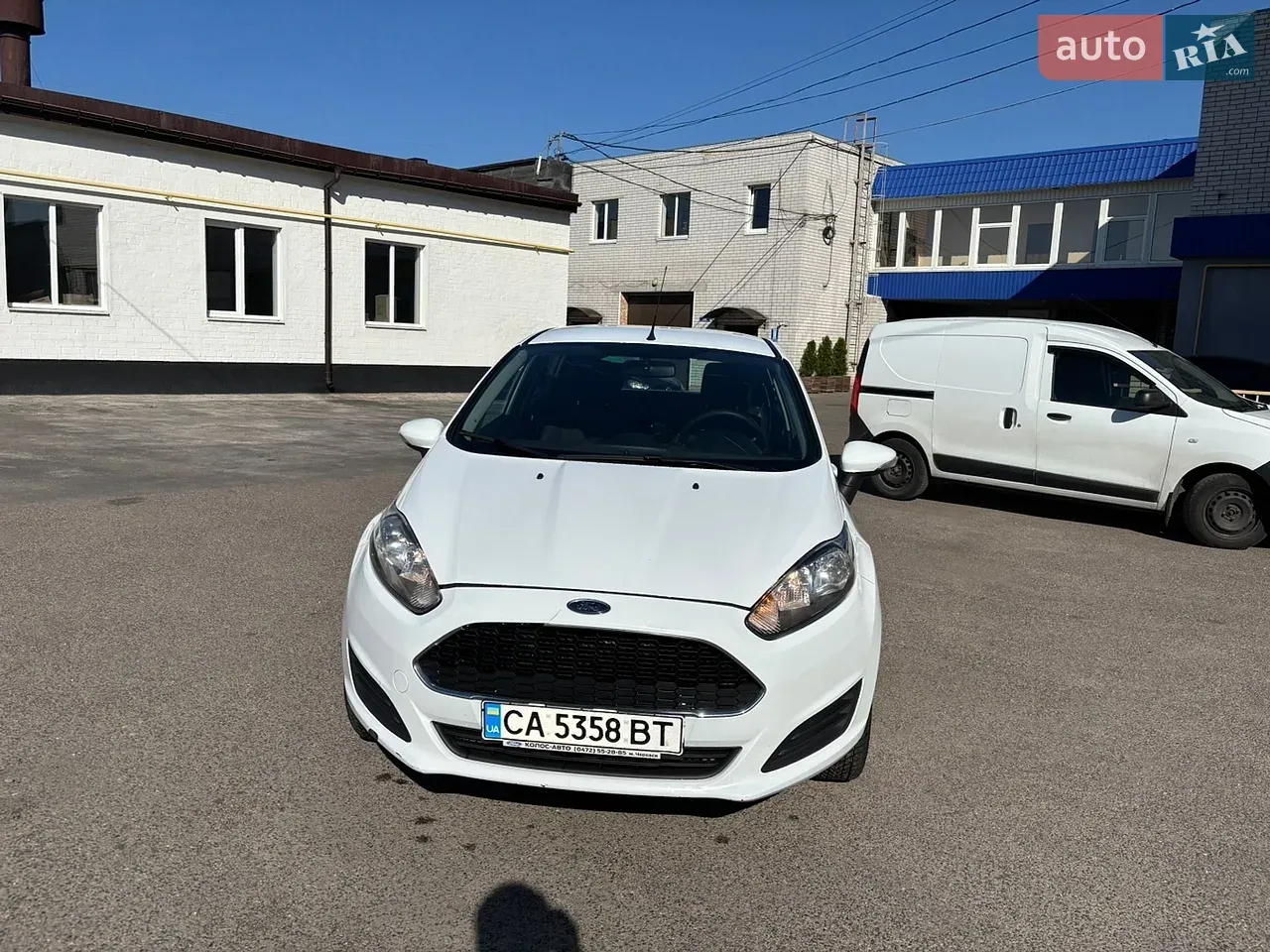 Ford Fiesta 2016 photo 2