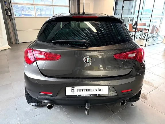 Alfa Romeo Giulietta 2015 photo 5