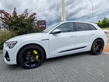 Audi Q8 E-Tron