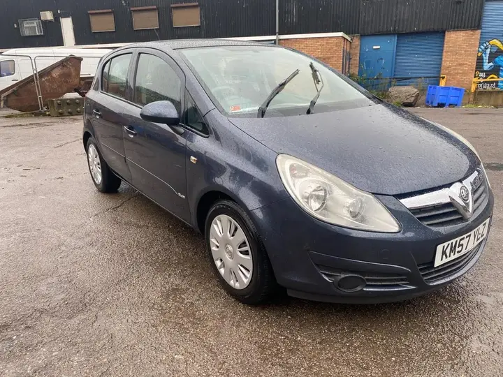 Vauxhall Corsa 2007 photo 2