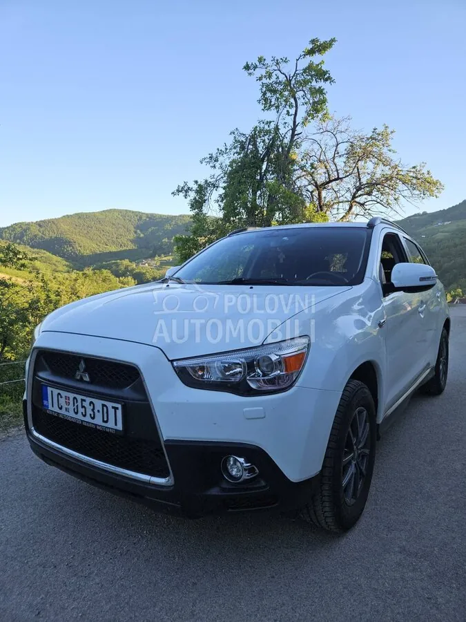 Mitsubishi Asx 2010 photo 3