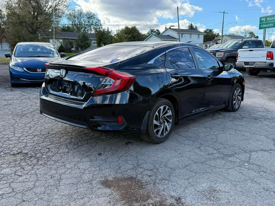 Honda Civic 2018 photo 5