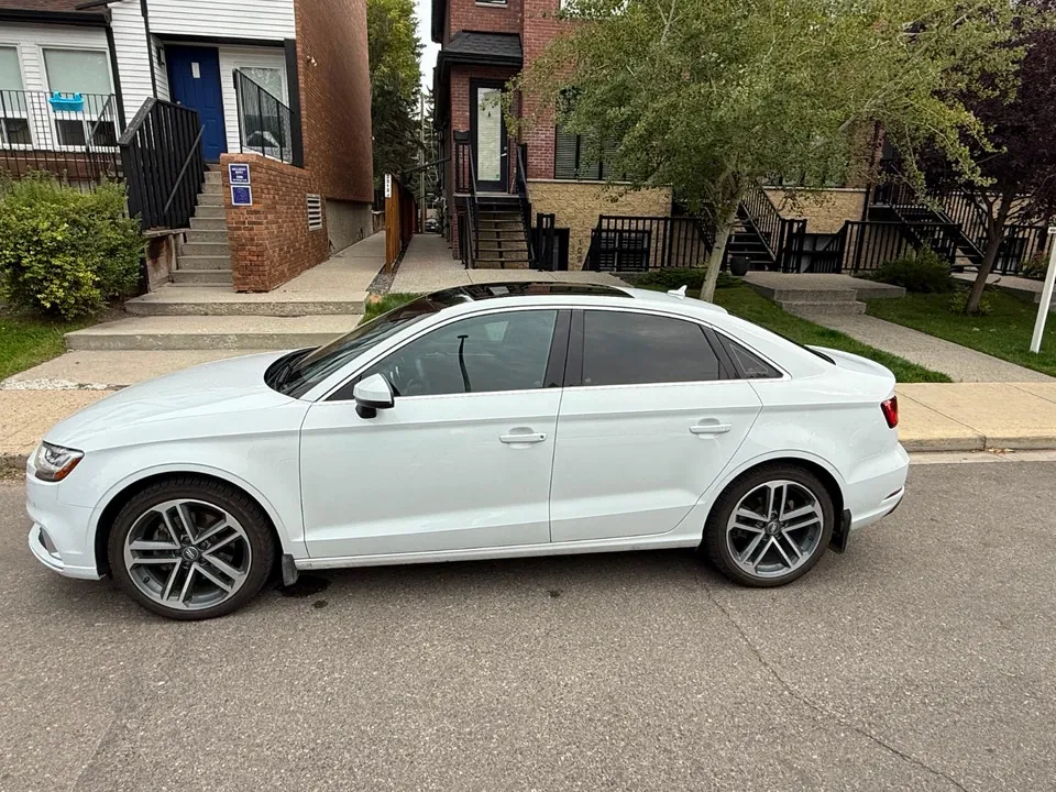 Audi A3 2018 photo 2