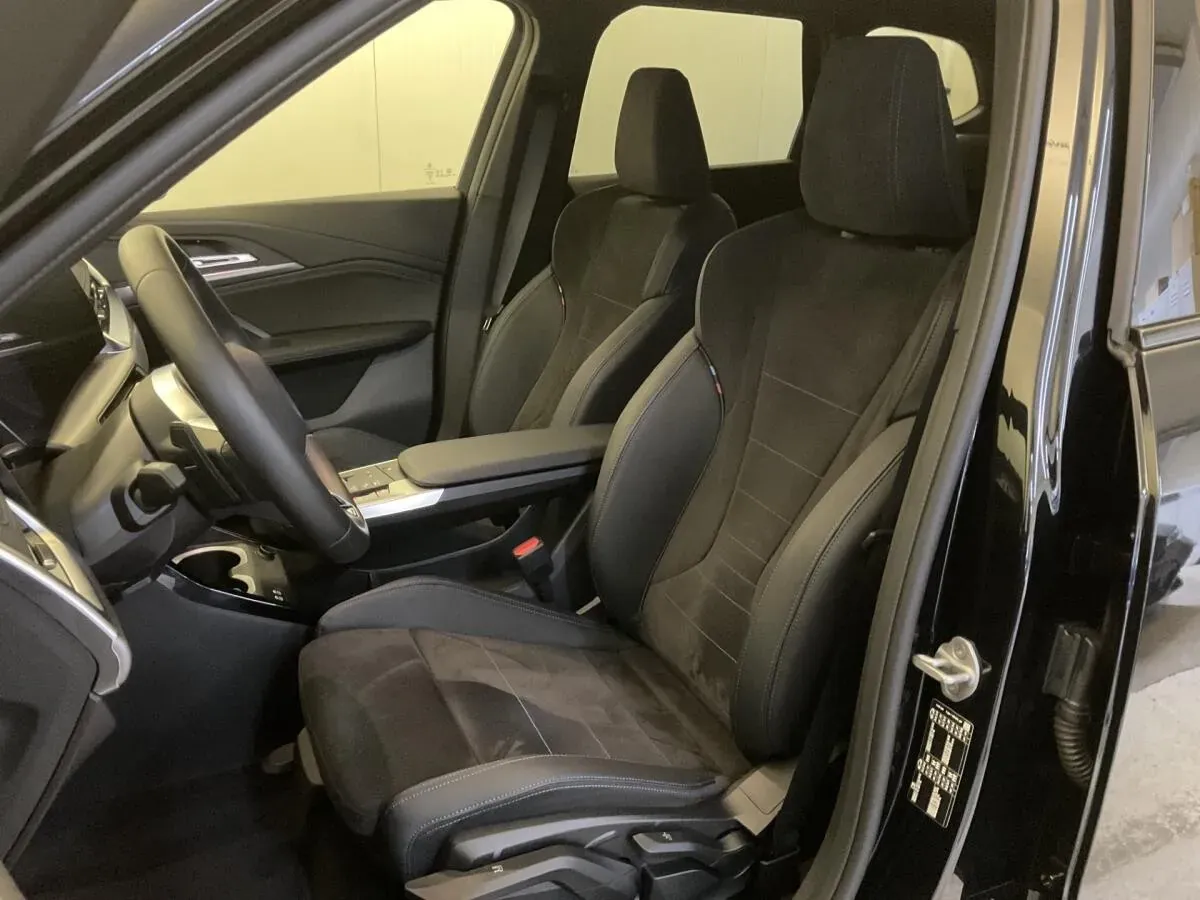 BMW X1 2025 photo 2