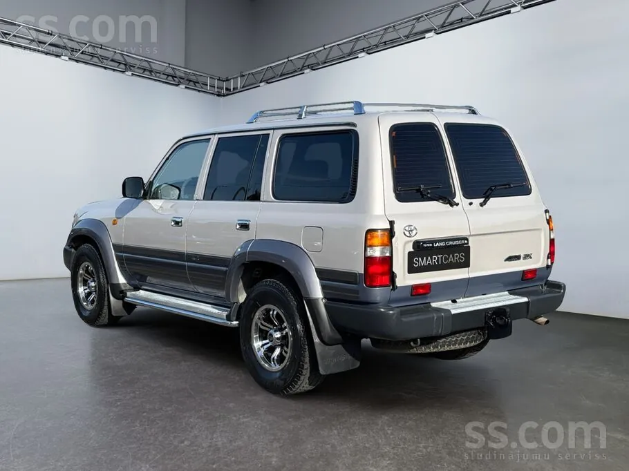 Toyota Land Cruiser 80 1996 photo 3