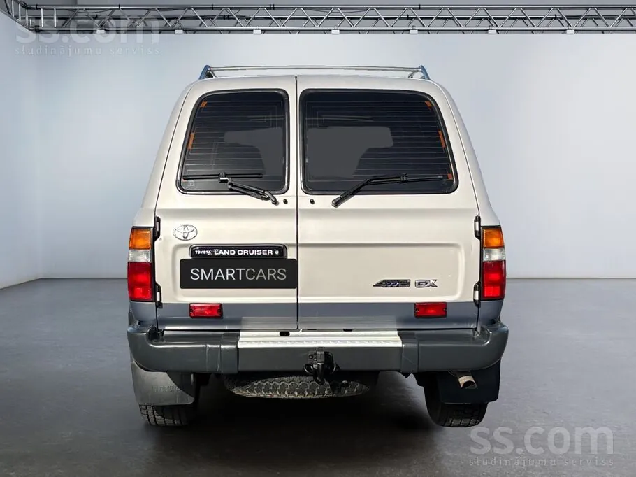 Toyota Land Cruiser 80 1996 photo 4