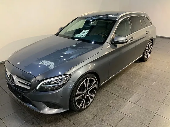 Mercedes-Benz C220 D