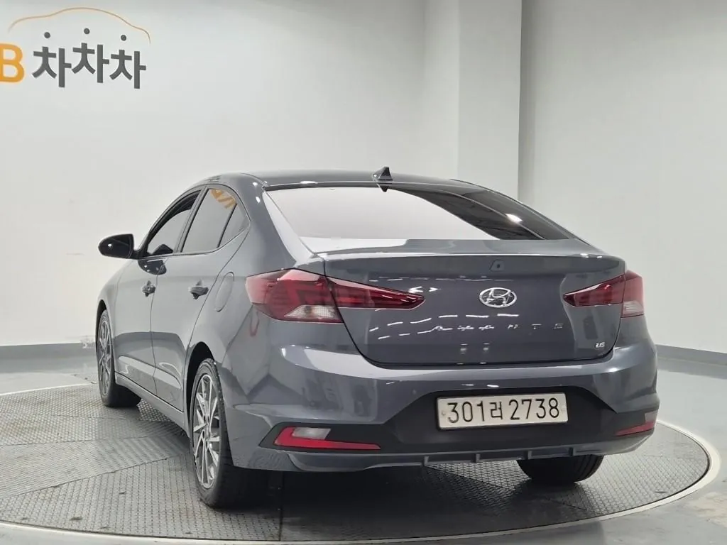 Hyundai Avante 2020 photo 2