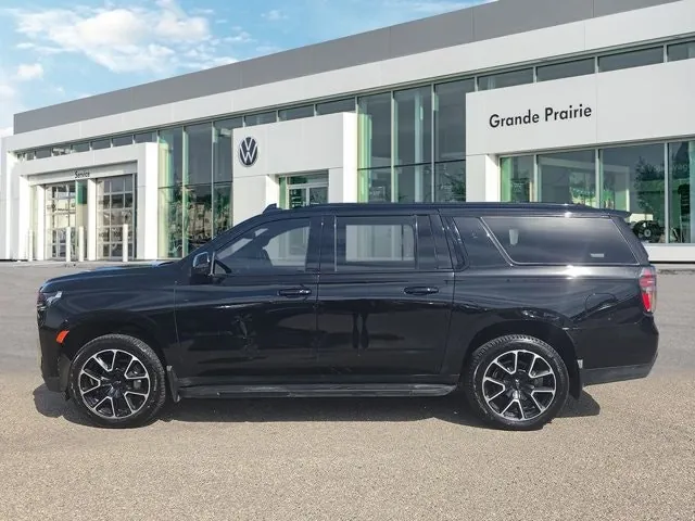 Chevrolet Suburban 2024 photo 2