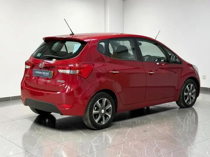 Hyundai Ix20 2016 photo 5